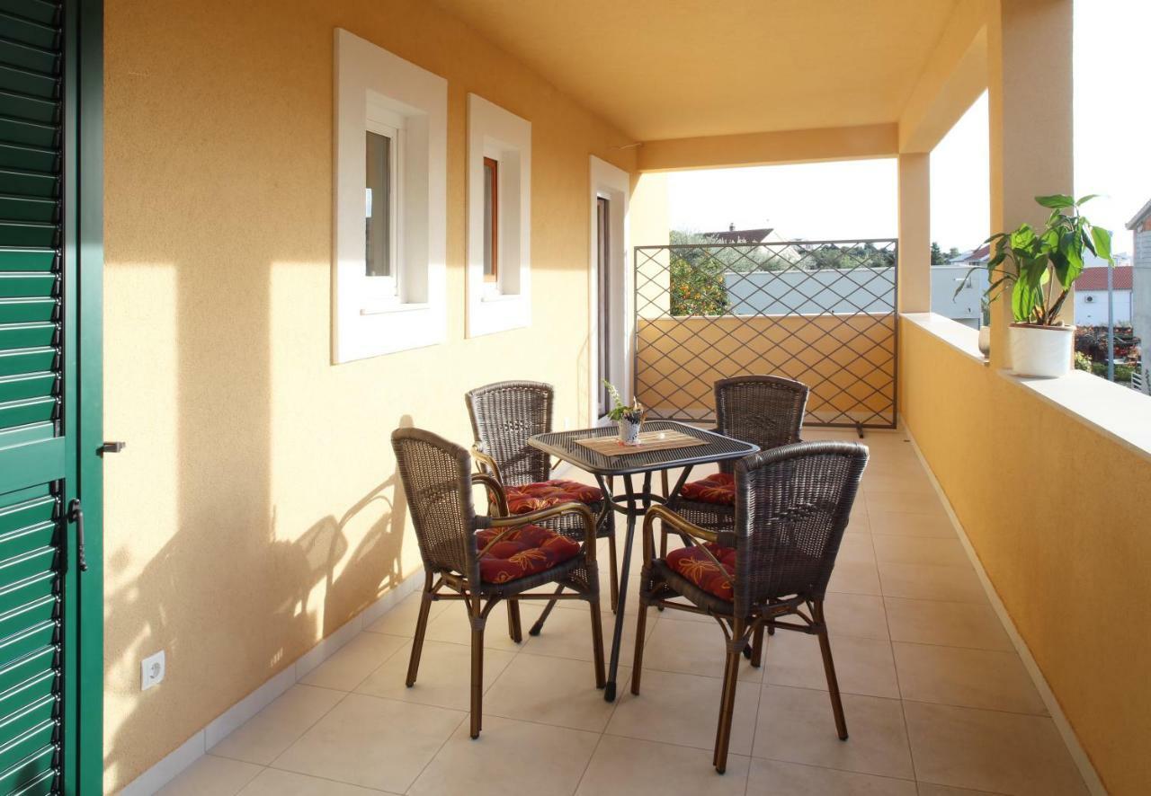 Apartman Zara Ražanj Exteriör bild