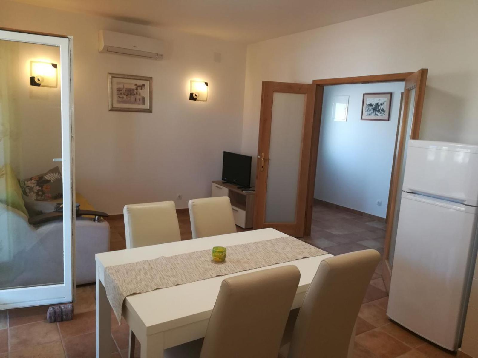 Apartman Zara Ražanj Exteriör bild